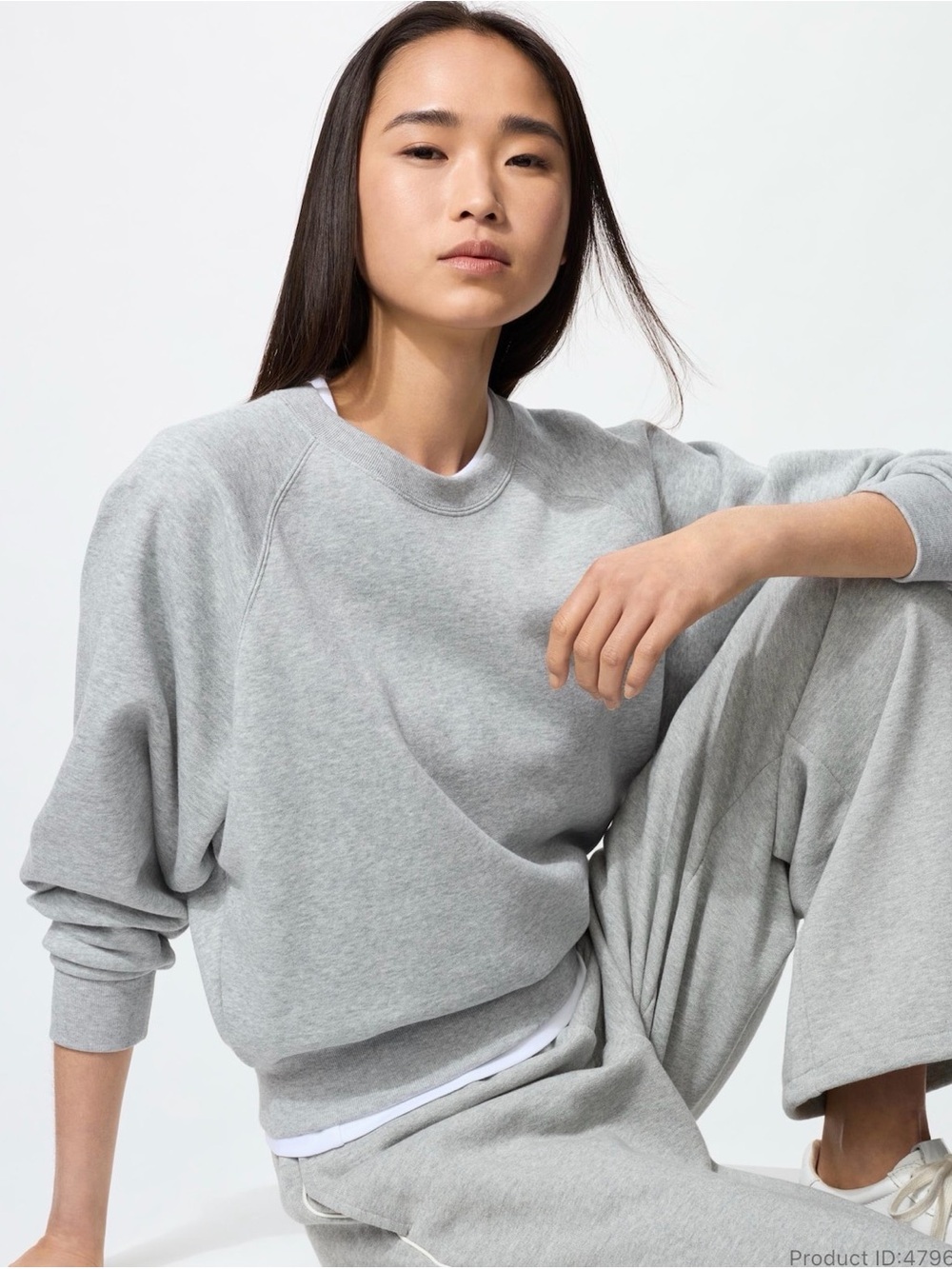 UNIQLO - Cropped Sweatshirt